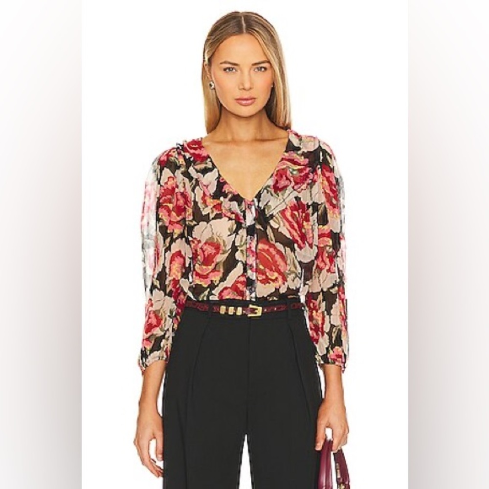 The Great The Jewel Top. --
Fuchsia Rose × 1 - Picture 2 of 4